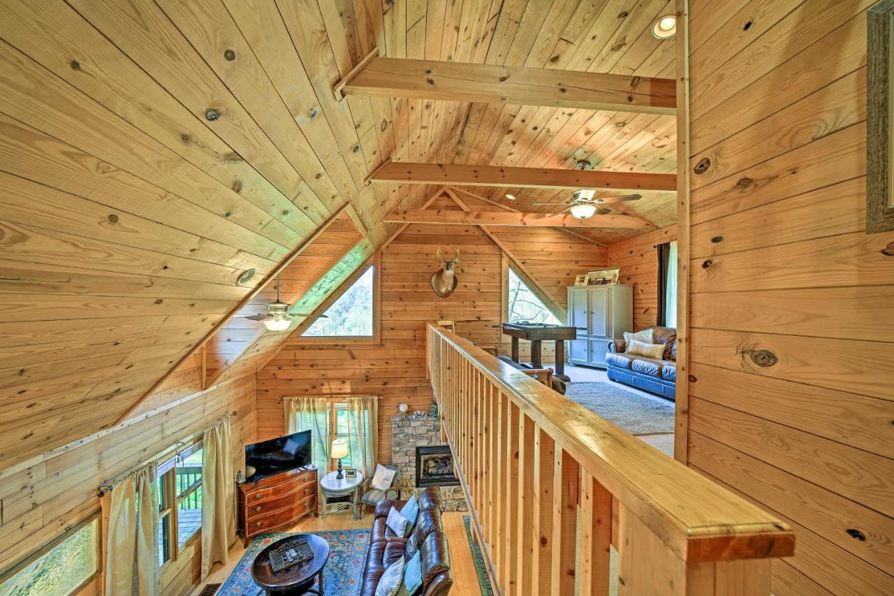 Вилла Creekside Bryson City Cabin With Private Hot Tub Экстерьер фото